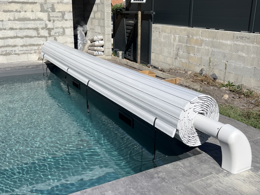 Bassin Fermetures Menuiserie Bassin Darcachon Installation De Volets De Piscines